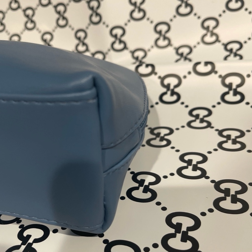 Ferragamo BLUE LEATHER MAKEUP TRAVEL BAG Turkish Airlines InterParfums Italy - Picture 8 of 13